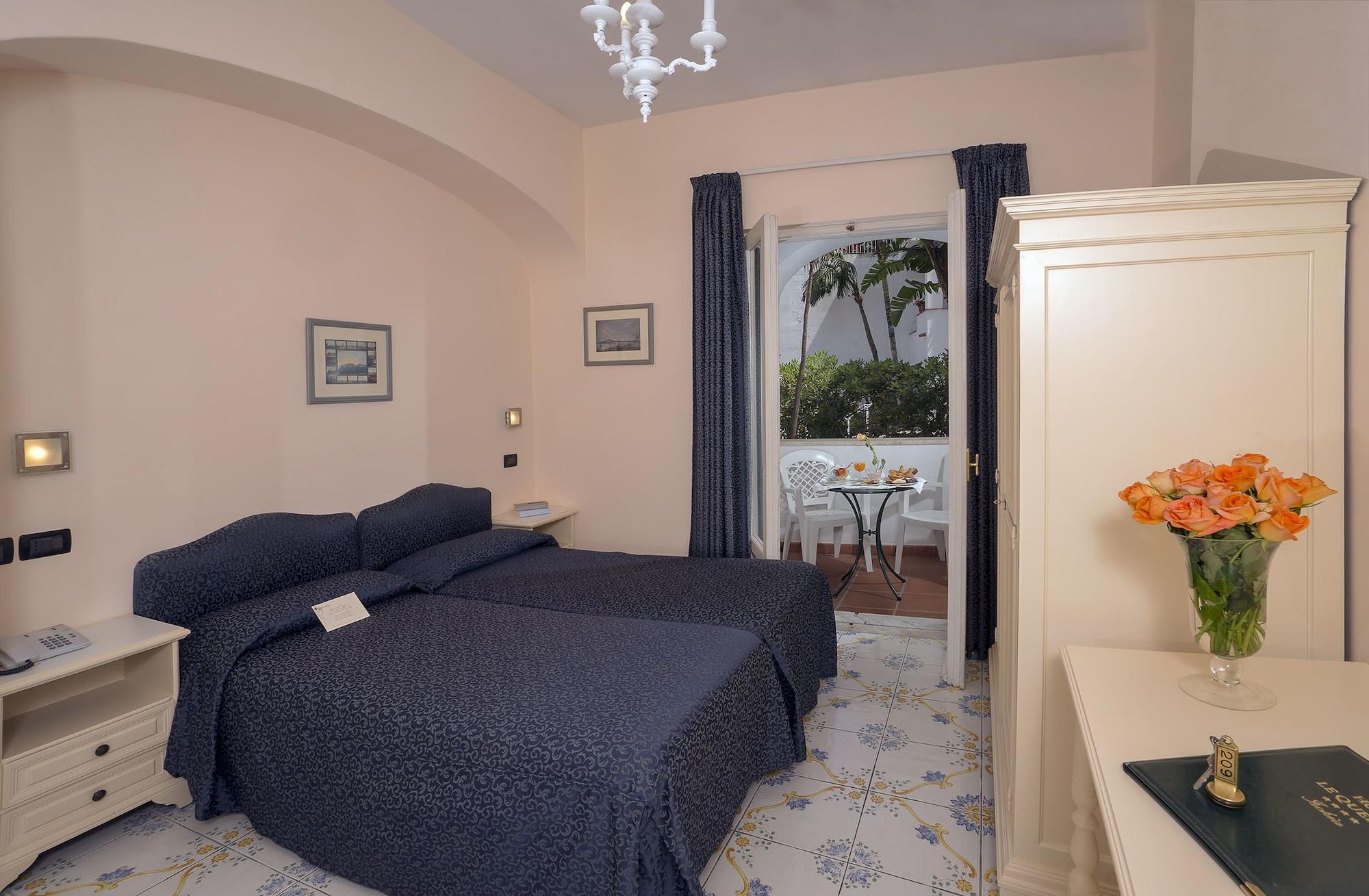 Le Querce Resort Sea Thermae & Spa Иския Екстериор снимка