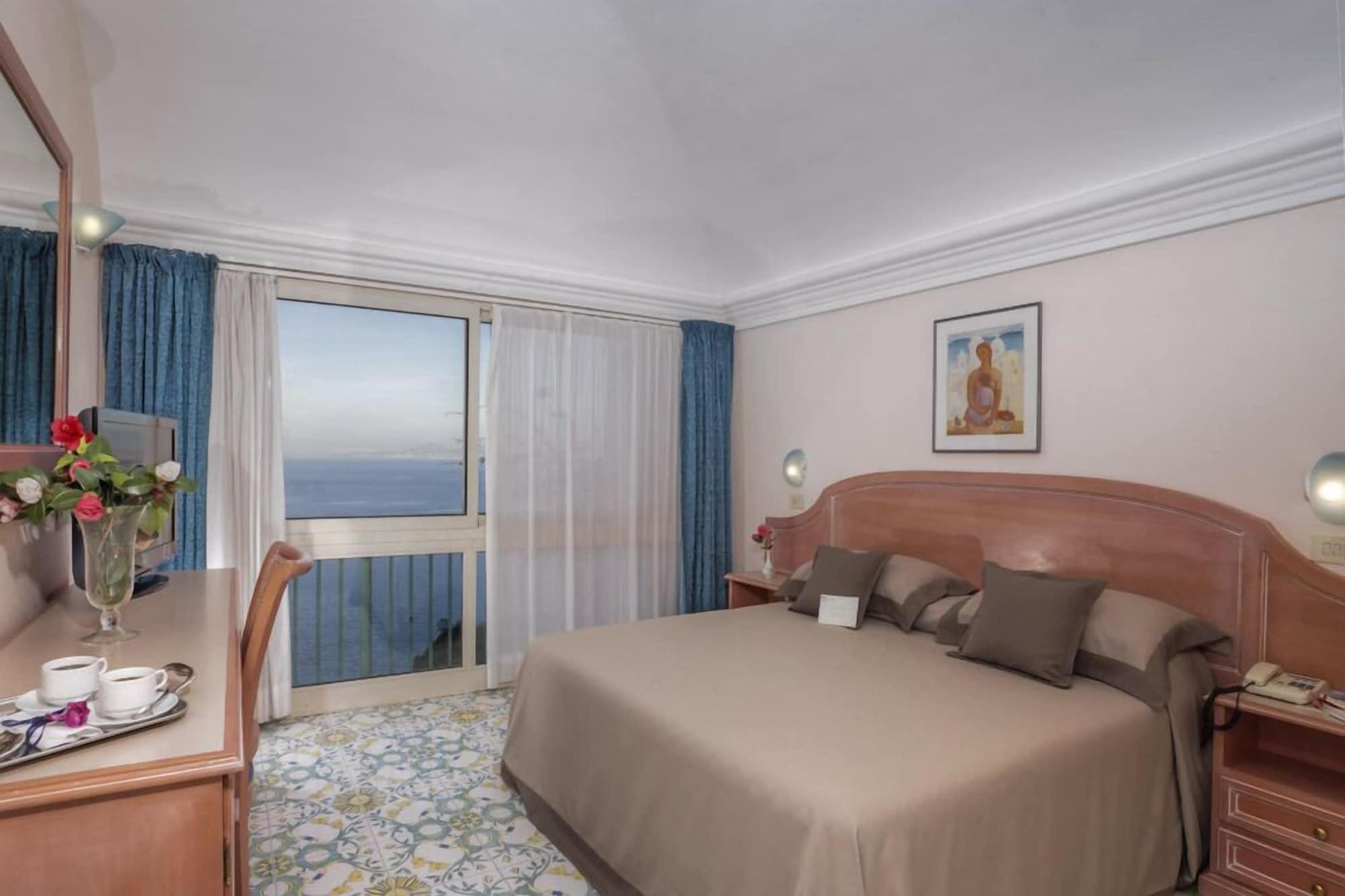 Le Querce Resort Sea Thermae & Spa Иския Екстериор снимка
