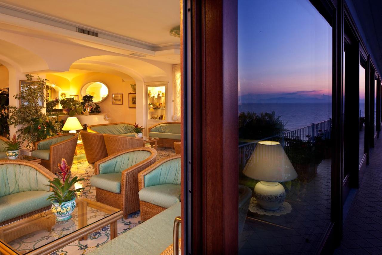 Le Querce Resort Sea Thermae & Spa Иския Екстериор снимка