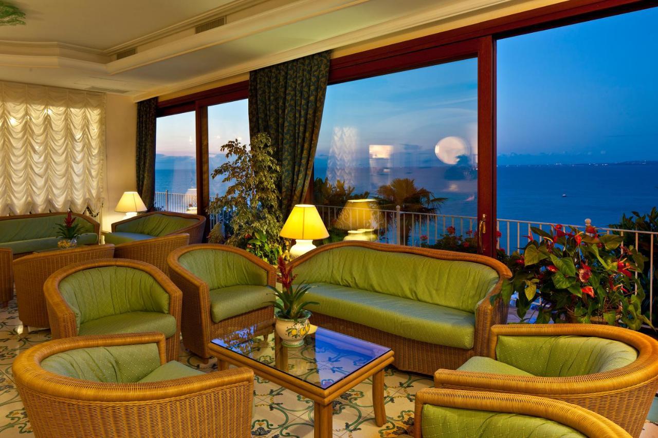 Le Querce Resort Sea Thermae & Spa Иския Екстериор снимка